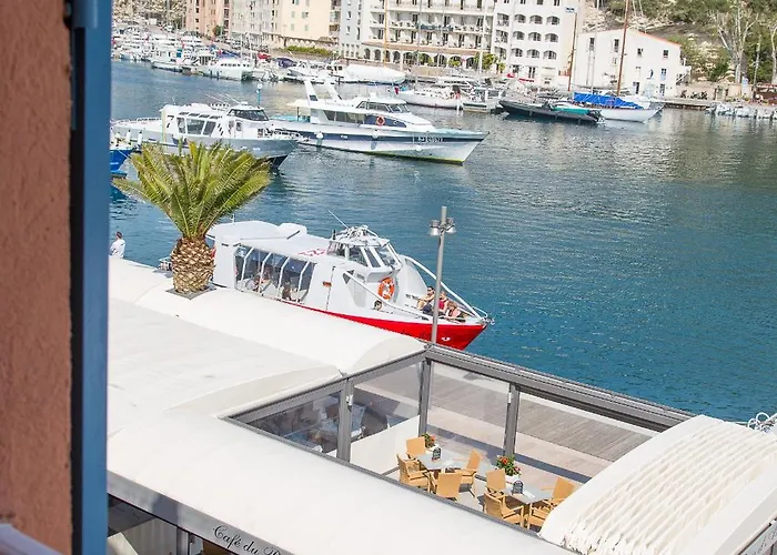 杜罗迪阿拉冈贝斯特韦斯特酒店 酒店