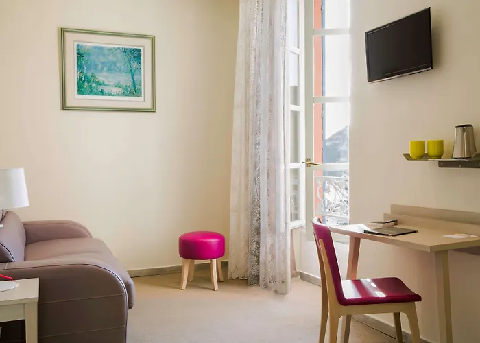 杜罗迪阿拉冈贝斯特韦斯特酒店 3*