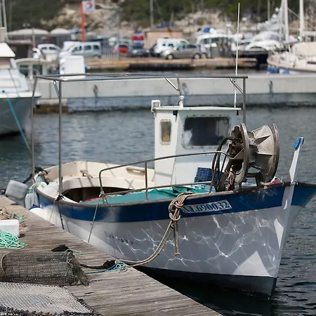 ホテル ベスト ウエスタン デュ ロイ ダラゴン 3*