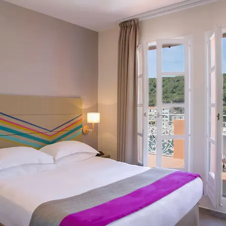 Western Du Roy D'aragon 3*