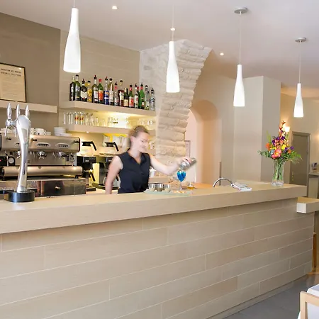 ベスト ウエスタン デュ ロイ ダラゴン ボニファシオ