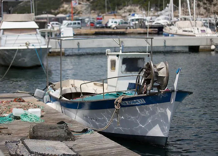 Hotel Western Du Roy D'aragon 3*