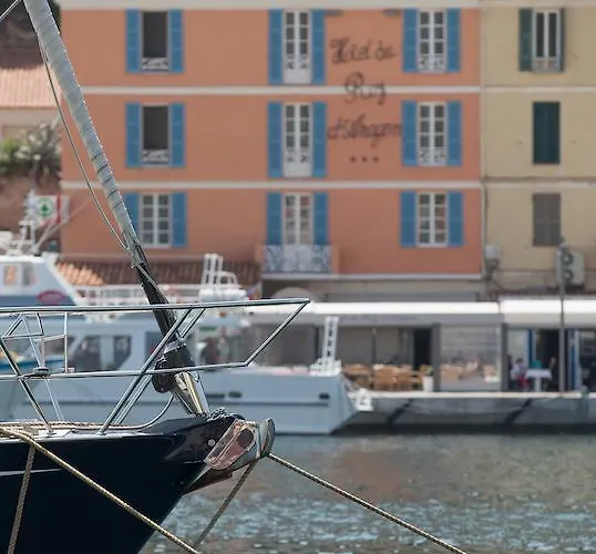 Western Du Roy D'aragon Bonifacio (Corsica)