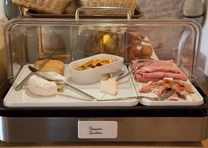 Western Du Roy D'aragon Hotel 3*