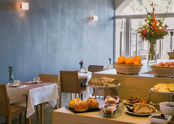 Western Du Roy D'aragon Hotel