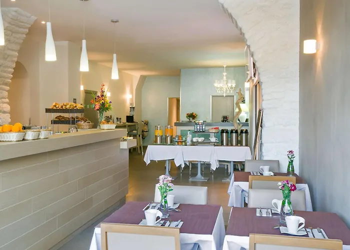 Hotel Western Du Roy D'aragon 3*