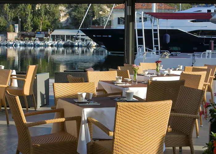 Hotel Western Du Roy D'aragon