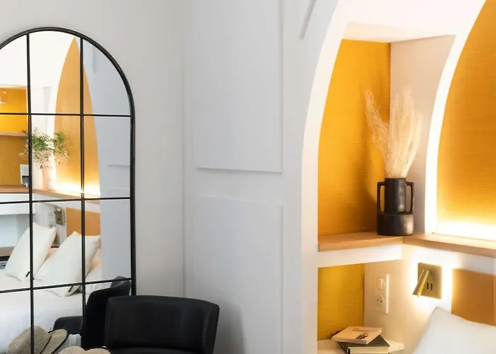 Hotel Western Du Roy D'aragon 3*