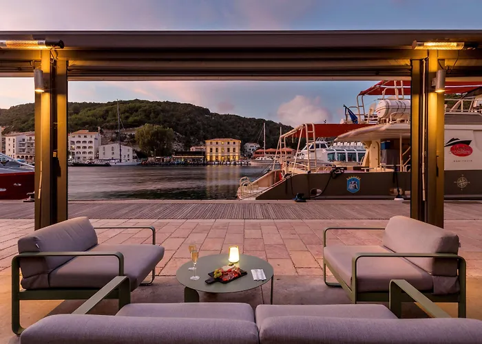 Hotel Western Du Roy D'aragon