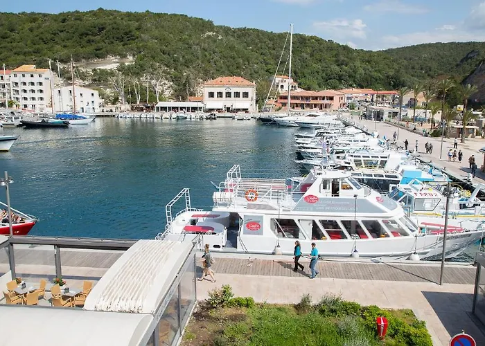 Western Du Roy D'aragon Hotel